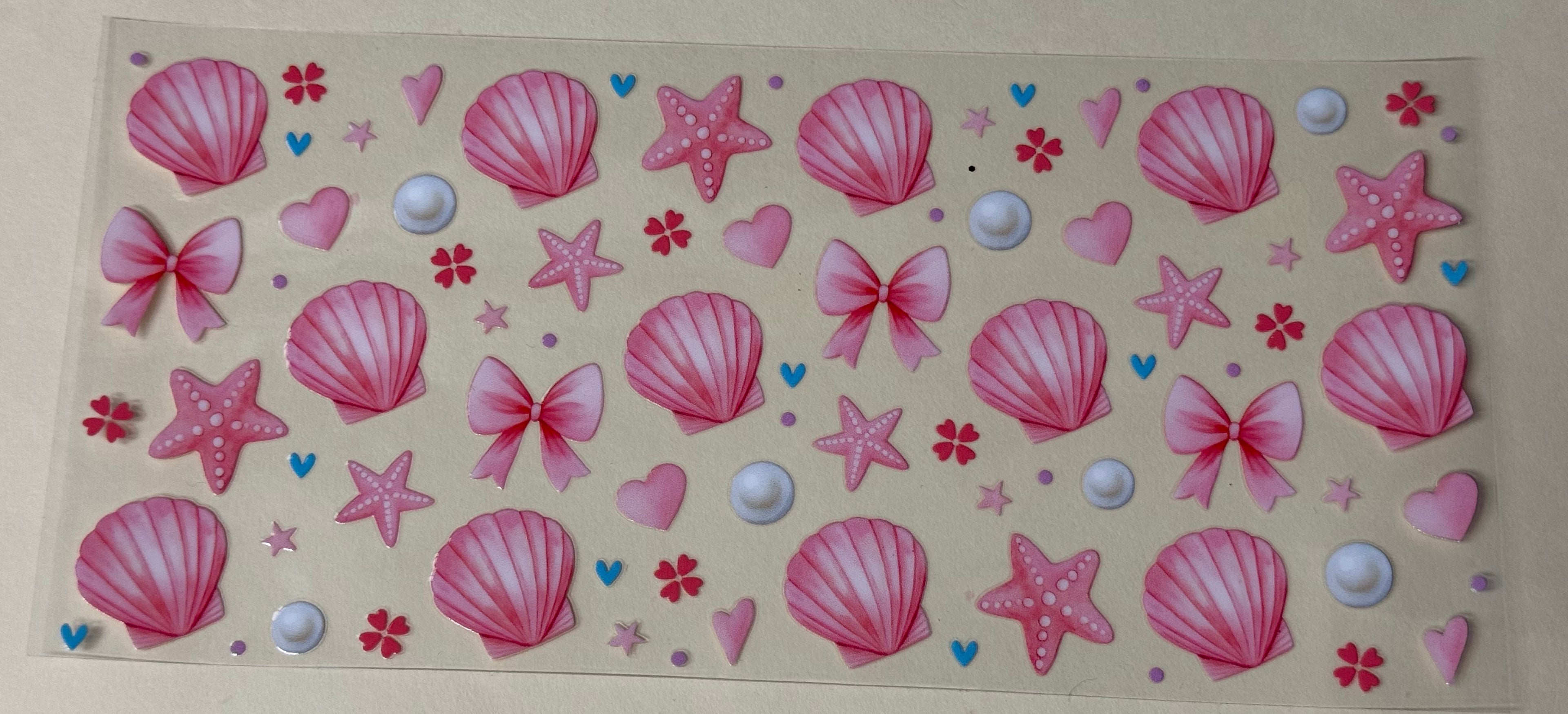 Shells and bows